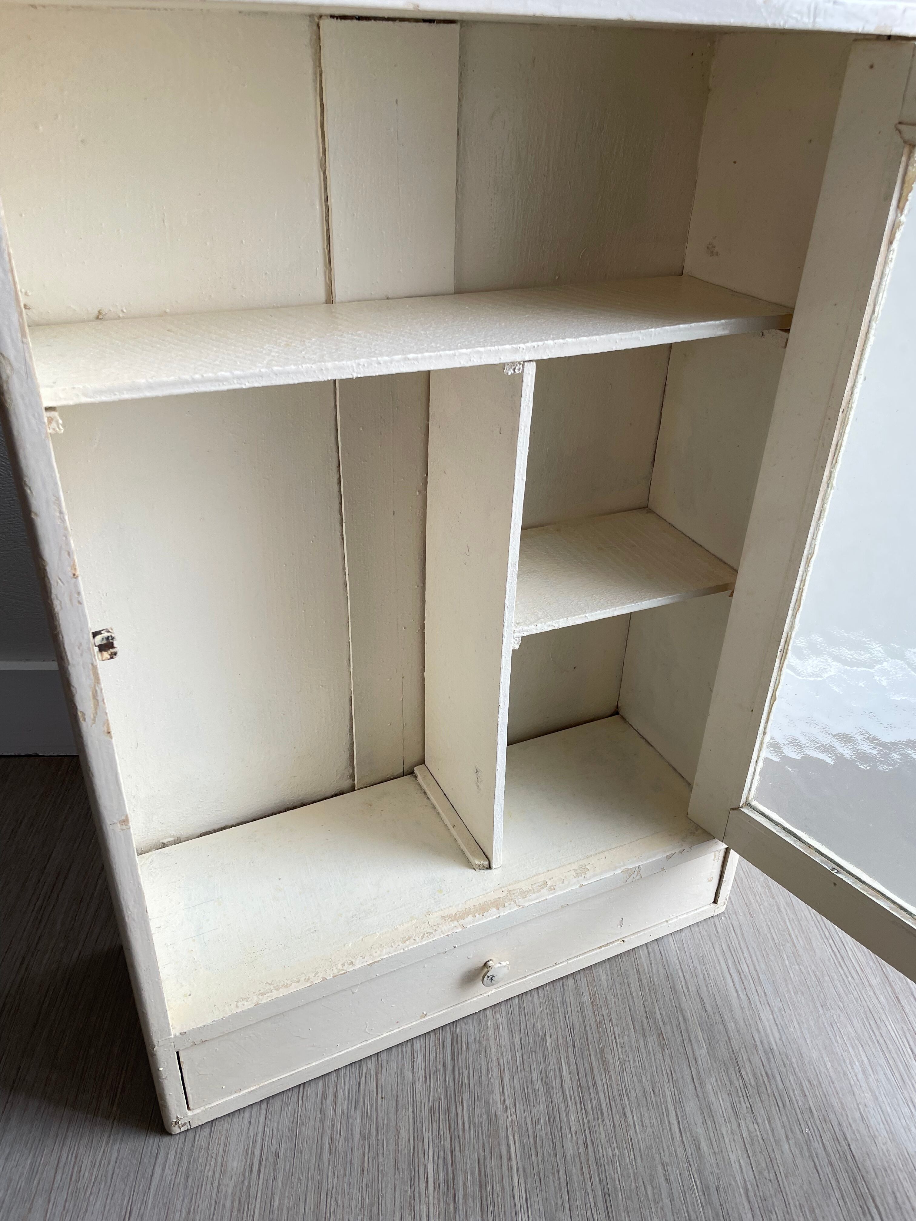 Bathroom cabinet pharmacy patinated wood