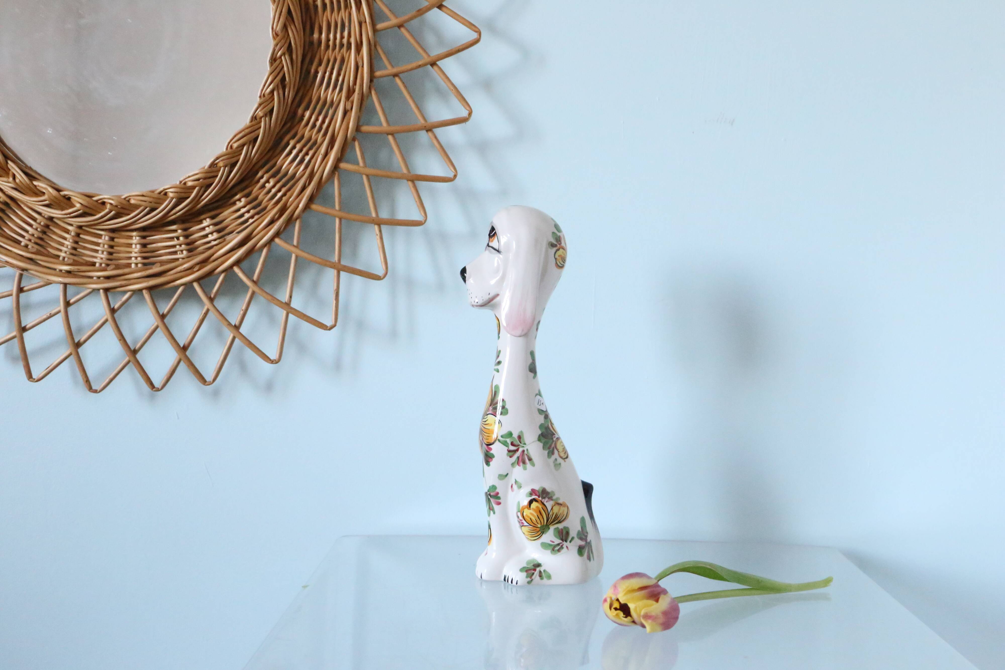 Adorable Italian ceramic figurine, vintage