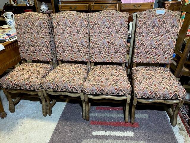 chaises pied de mouton