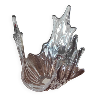 Empty crystal pocket flame shape