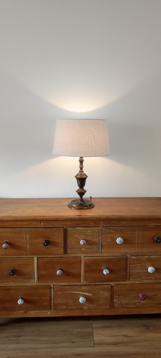 Lamp to table in red copper