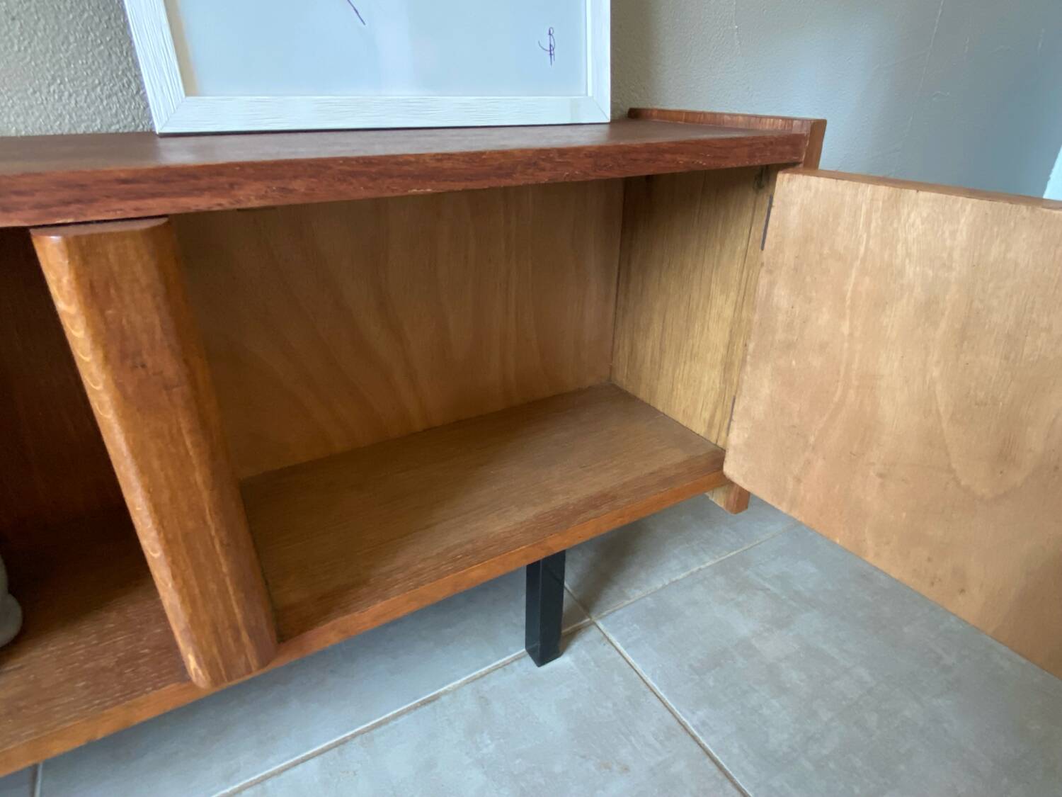 Low vintage sideboard (shallow)