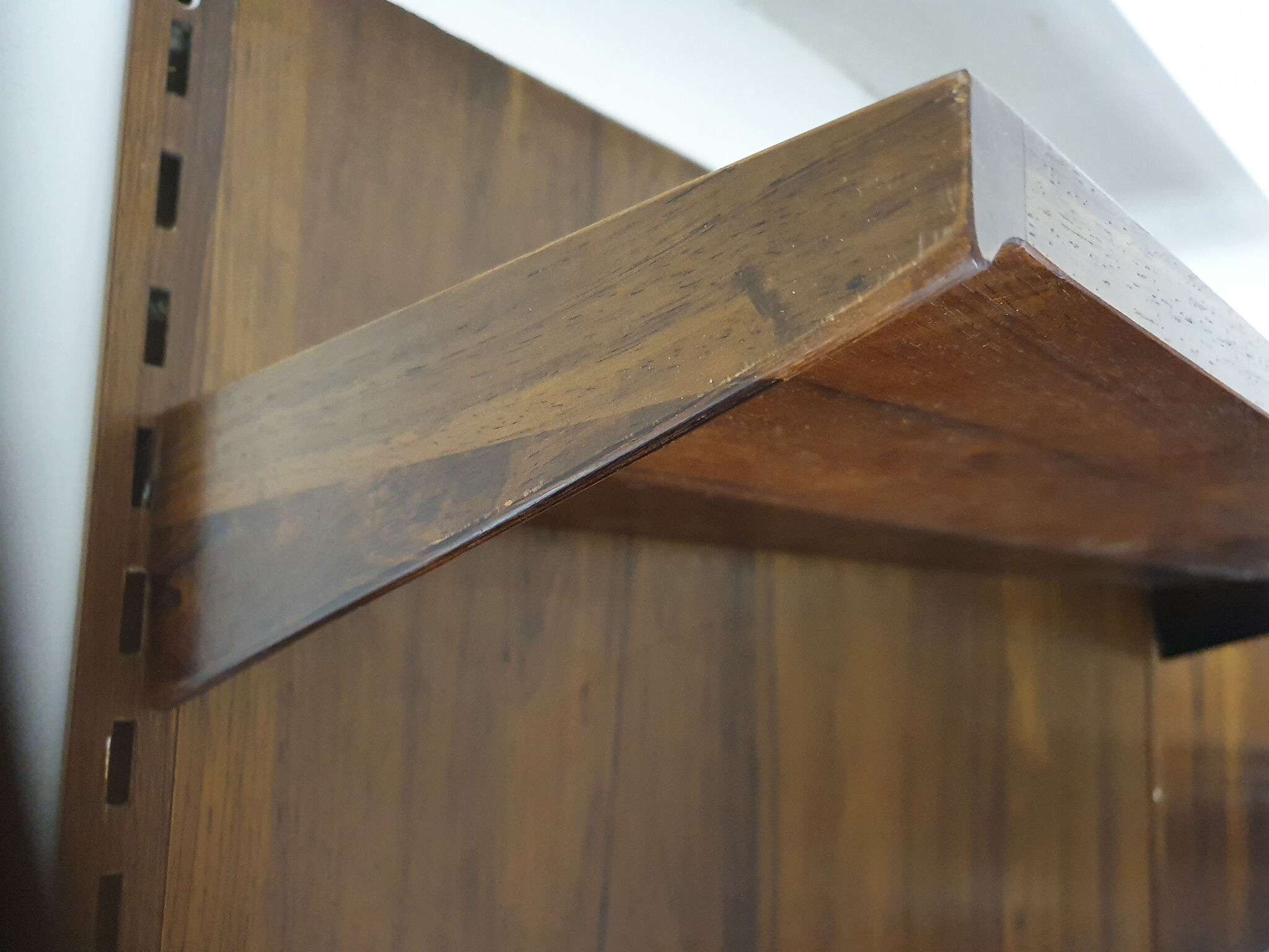 Bibliothèque murale en palissandre par Kai Kristiansen pour Feldballes Mobelfabrik, Danemark années 1950