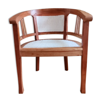 Colonial armchair