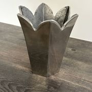 Tulip Vase Habitat – 90s Vintage Design