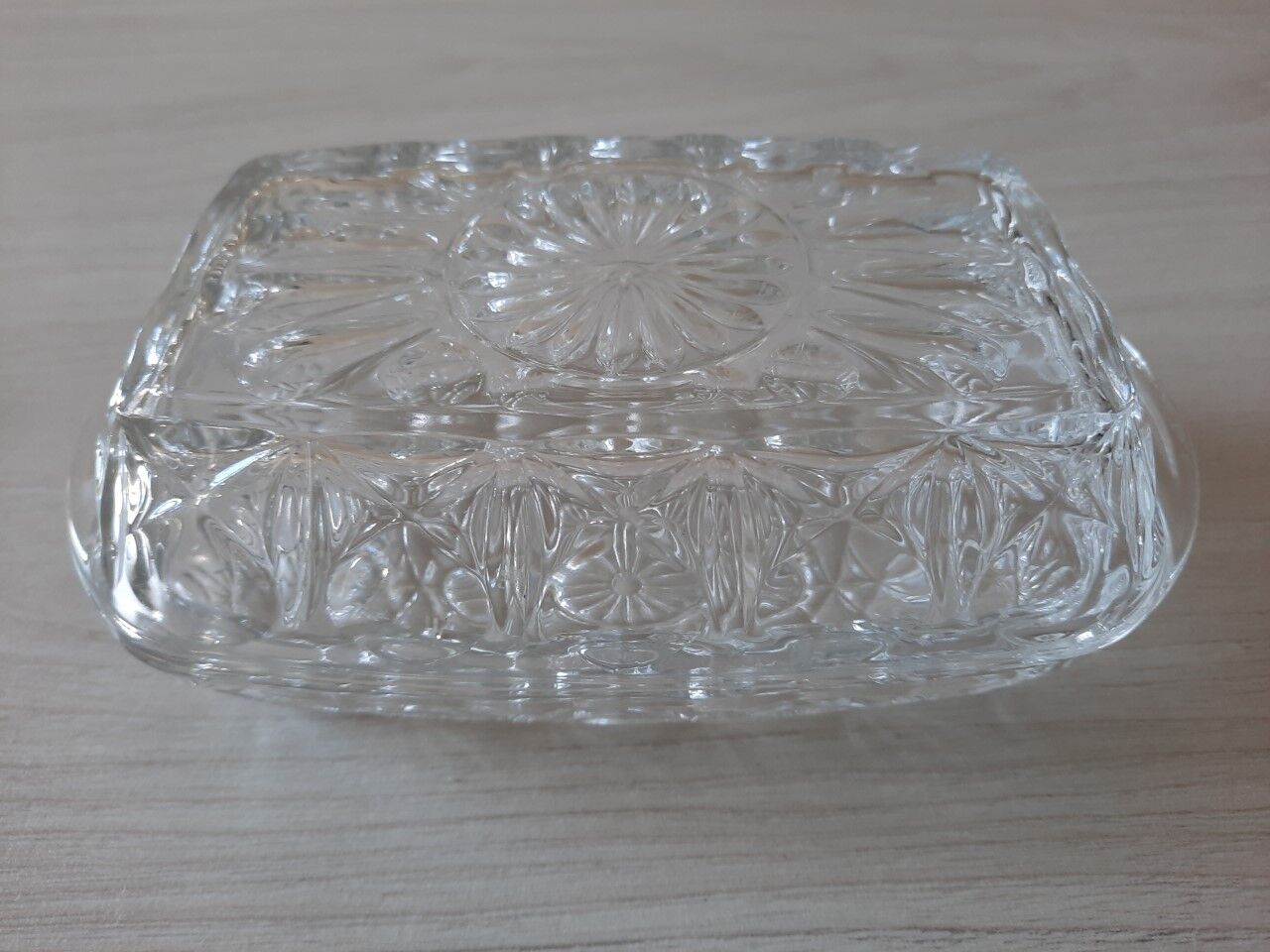 Butter dish