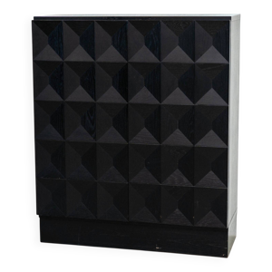 Cabinet de bar brutaliste