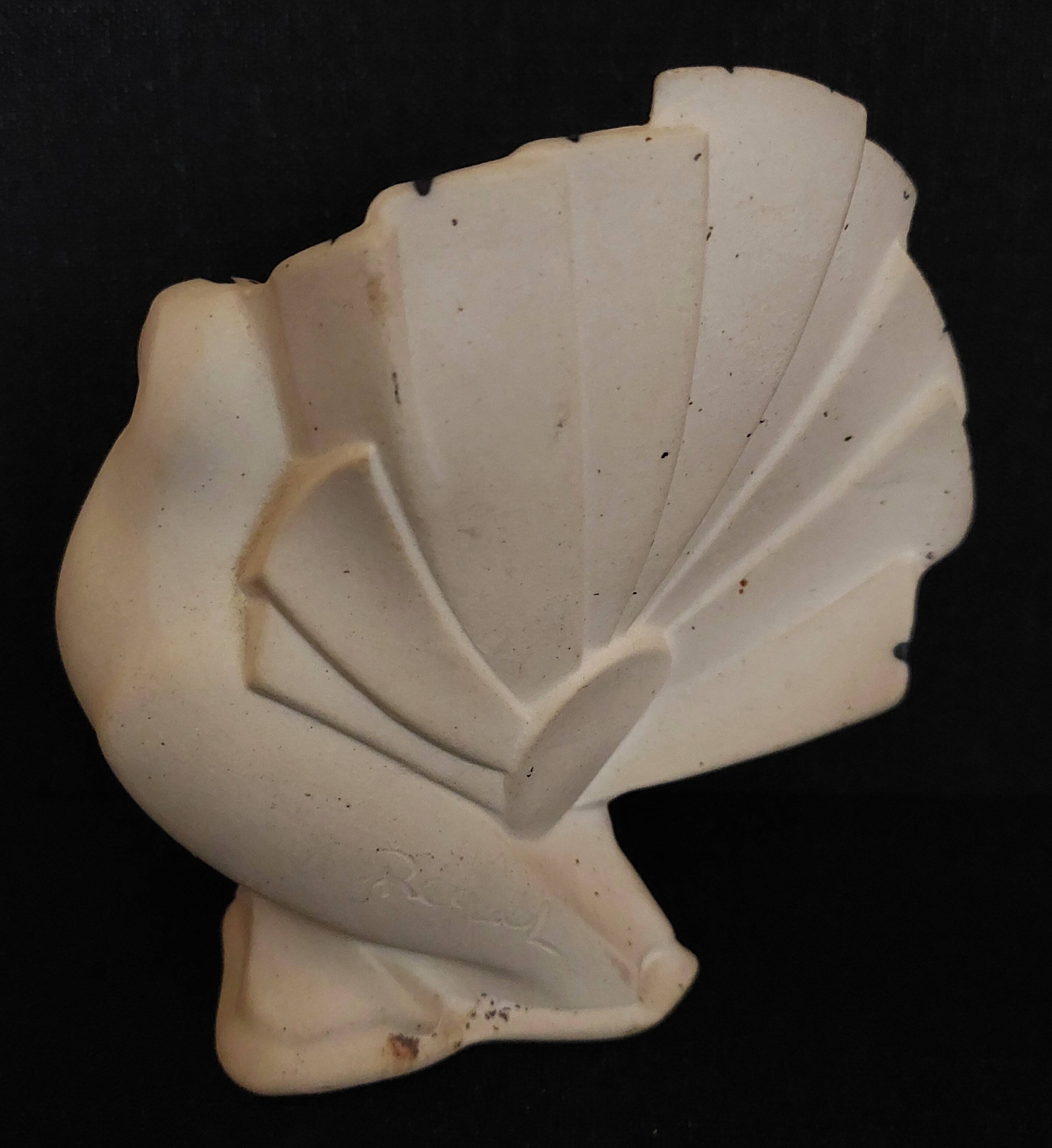 Sandstone subject signed Otero Regal ceramic 20th century bird