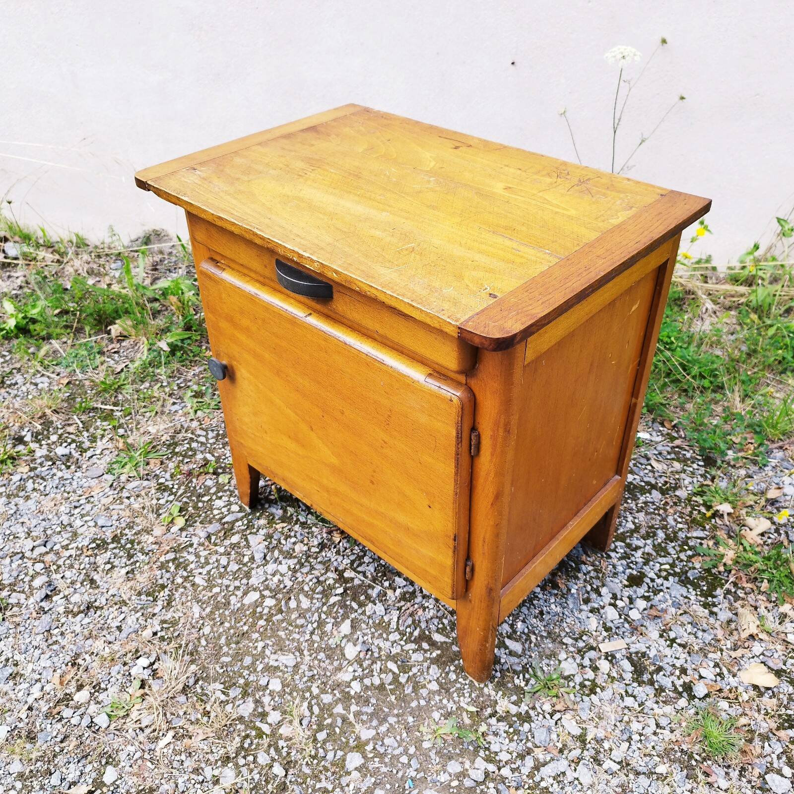 Small vintage wooden storage jam maker