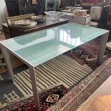 Table STUA
