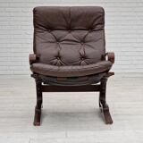 1970s, Norwegian design, Lounge chair model "Kengu" by Erde and Nordahl Solheim for Rybo Rykken