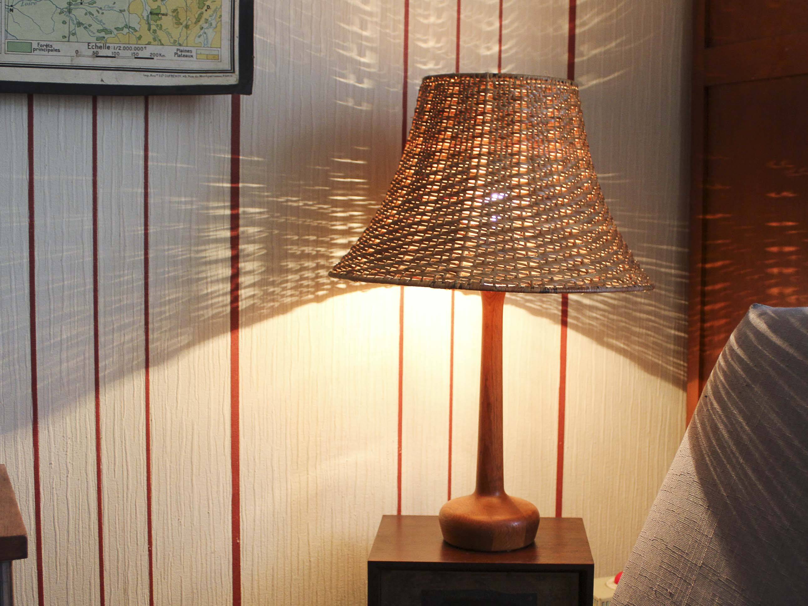 Lampe en bois Luxus Vittsjo Suède