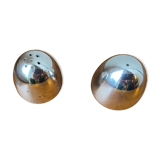 Salt shaker and pepper vintage eggs