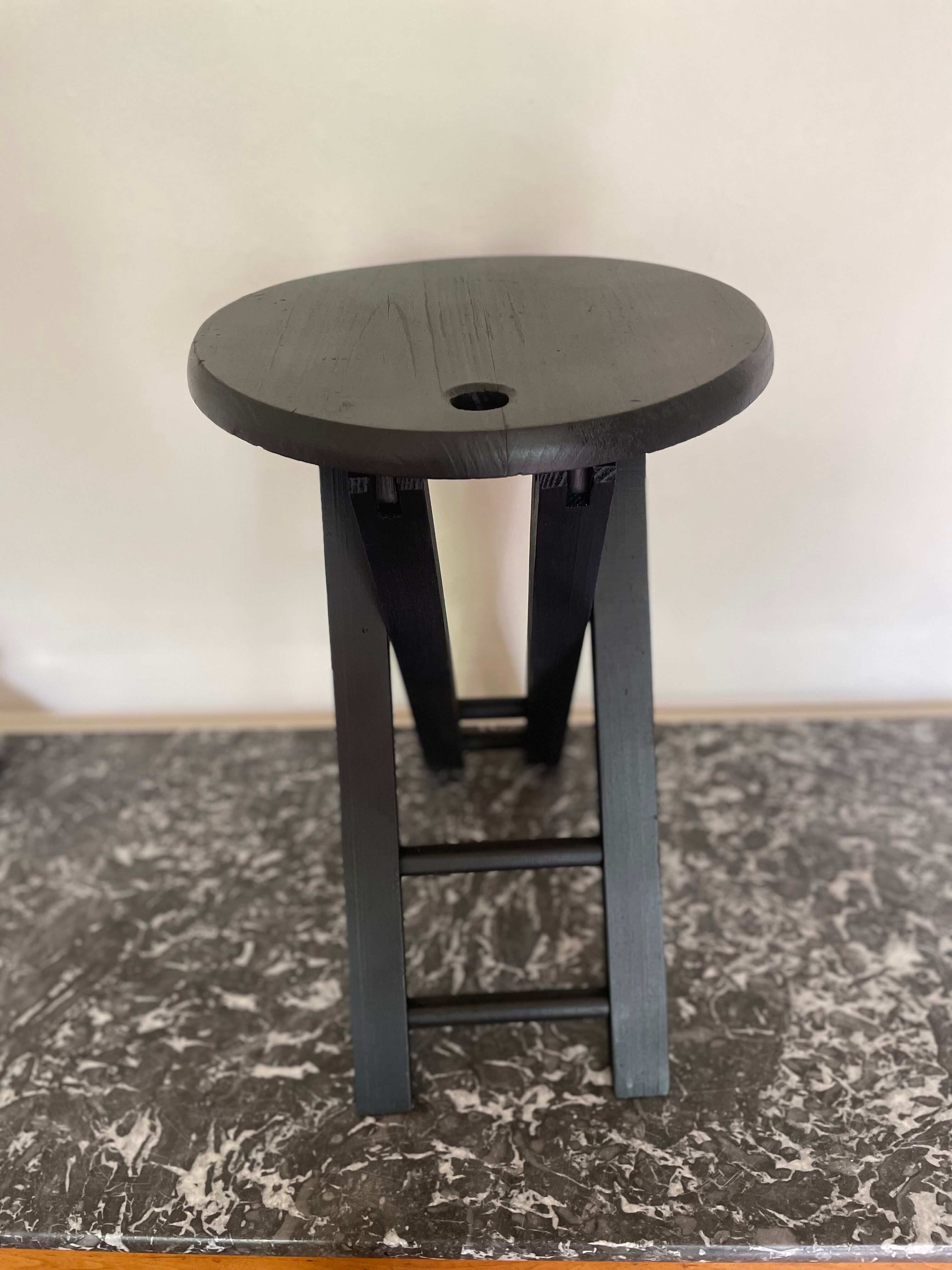 Tabouret pliable