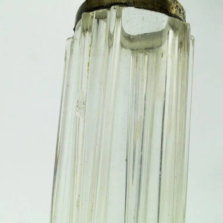 Art Nouveau vase, green glass, silver mount, United Kingdom, early 20th century
