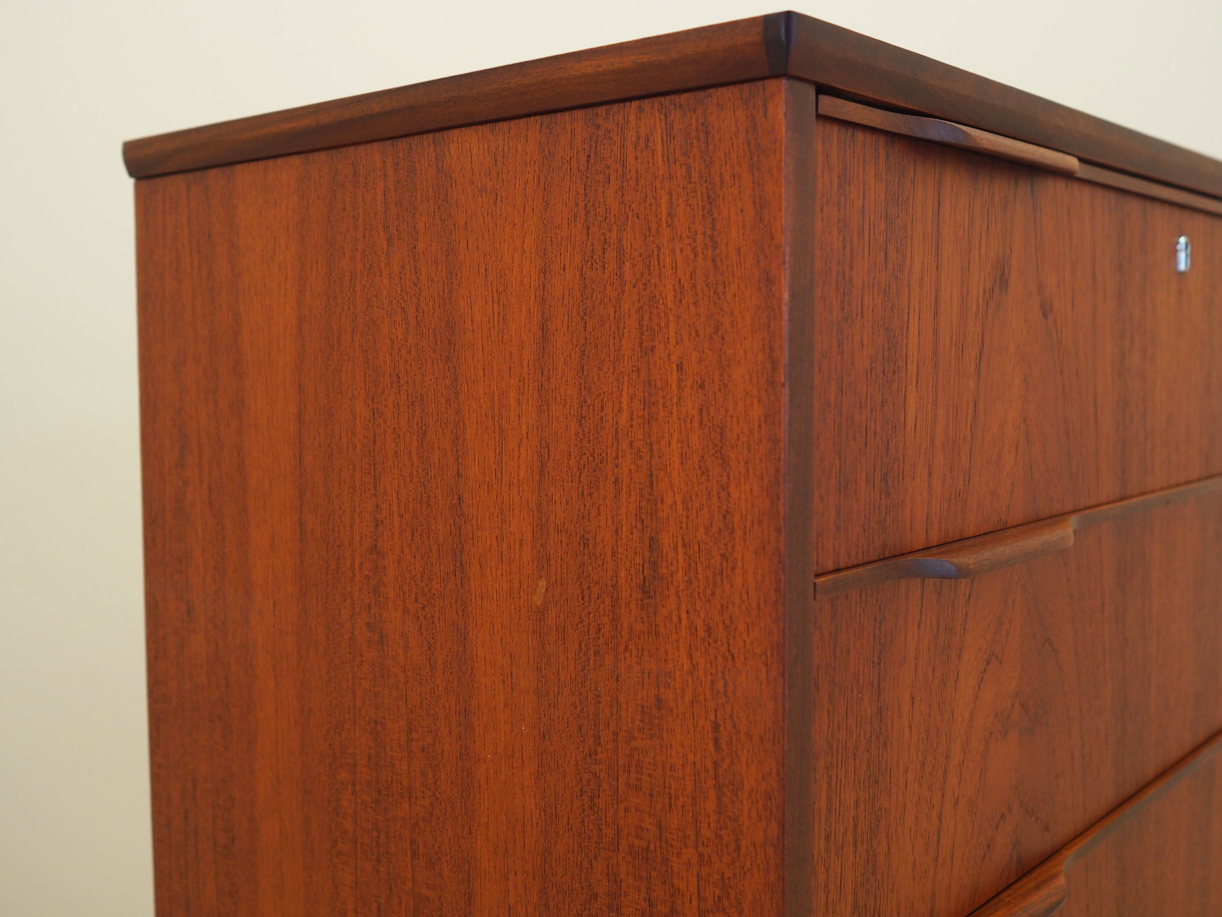 Commode en teck, design danois, années 1970, fabrication : Danemark