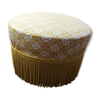 Vintage fringed toad pouf