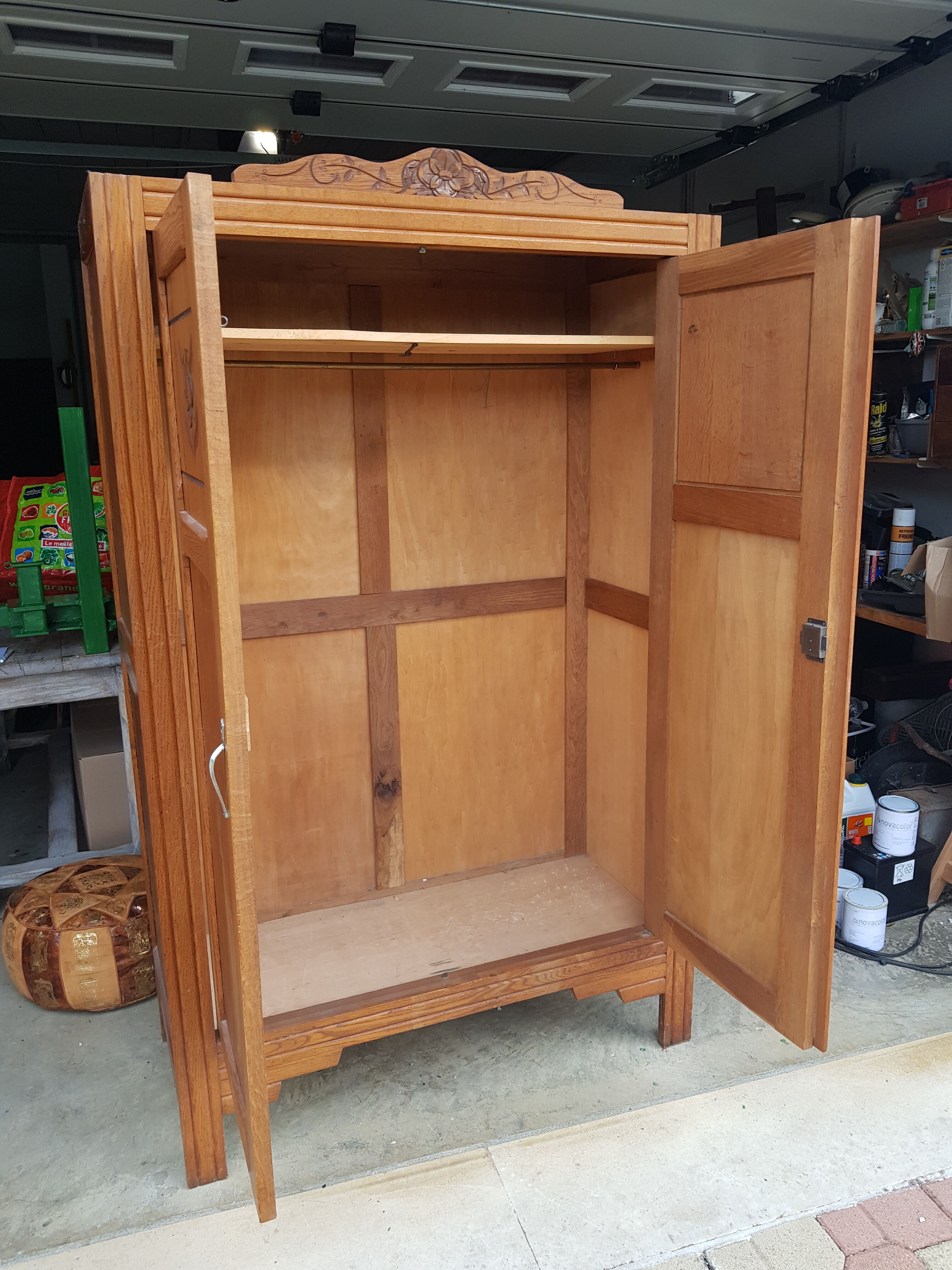 Vintage parisian wardrobe