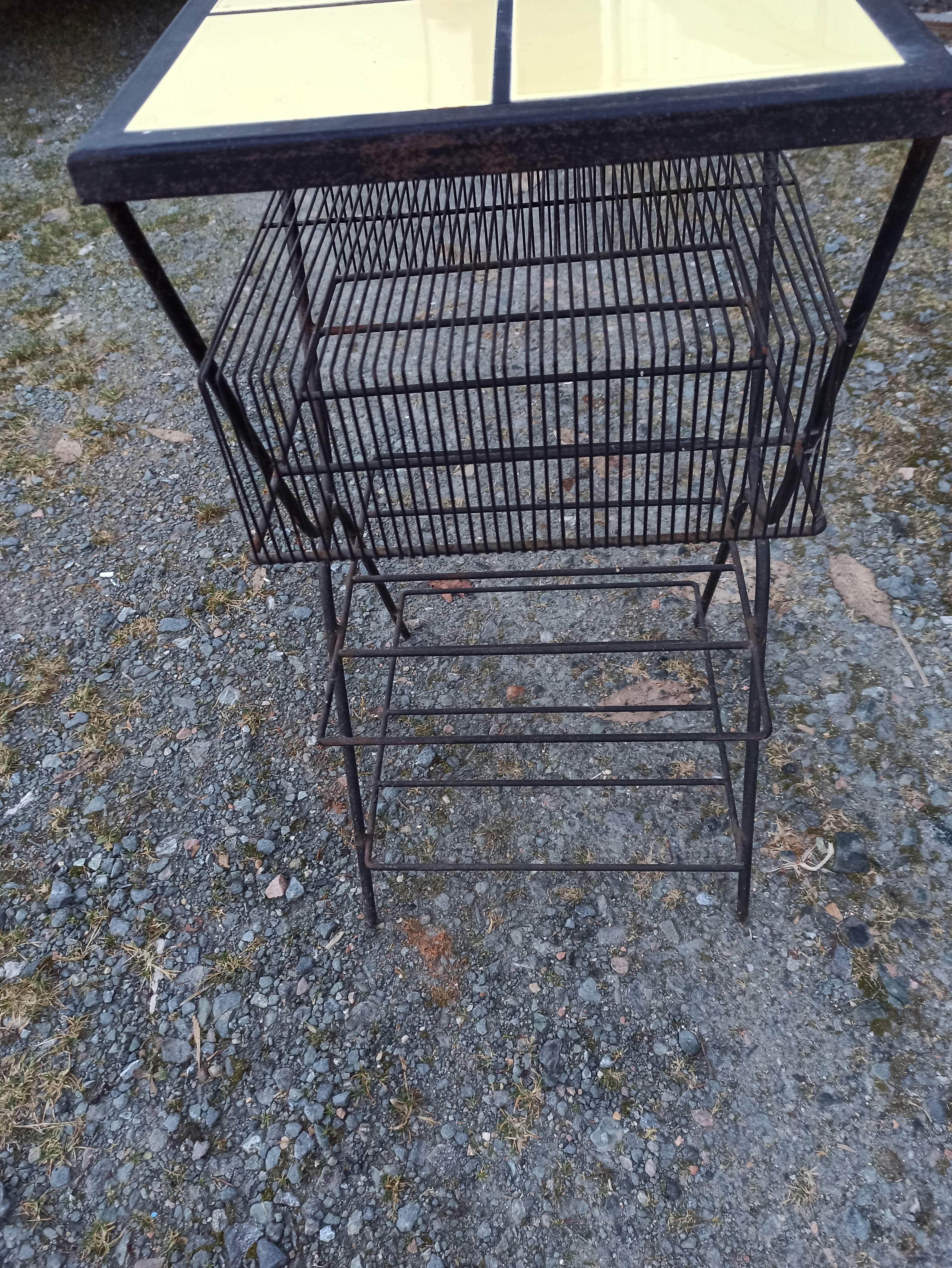 Porte vinyles meuble d'appoint en fer