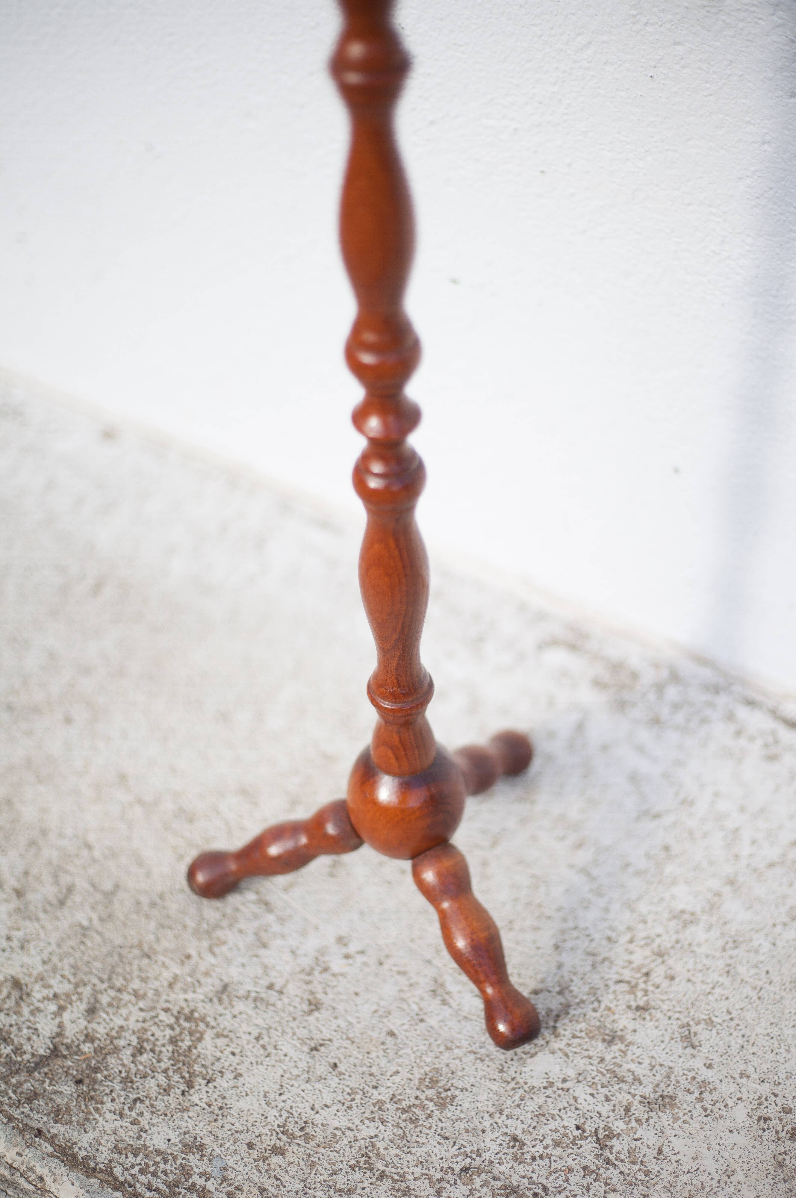 Vintage ashtray, ashtray on tripod wooden foot, push ashtray, tripod ashtray