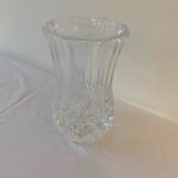 Petit vase en verre ciselé