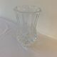 Petit vase en verre ciselé
