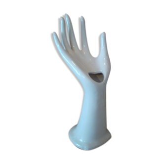 Hand wears jewelry