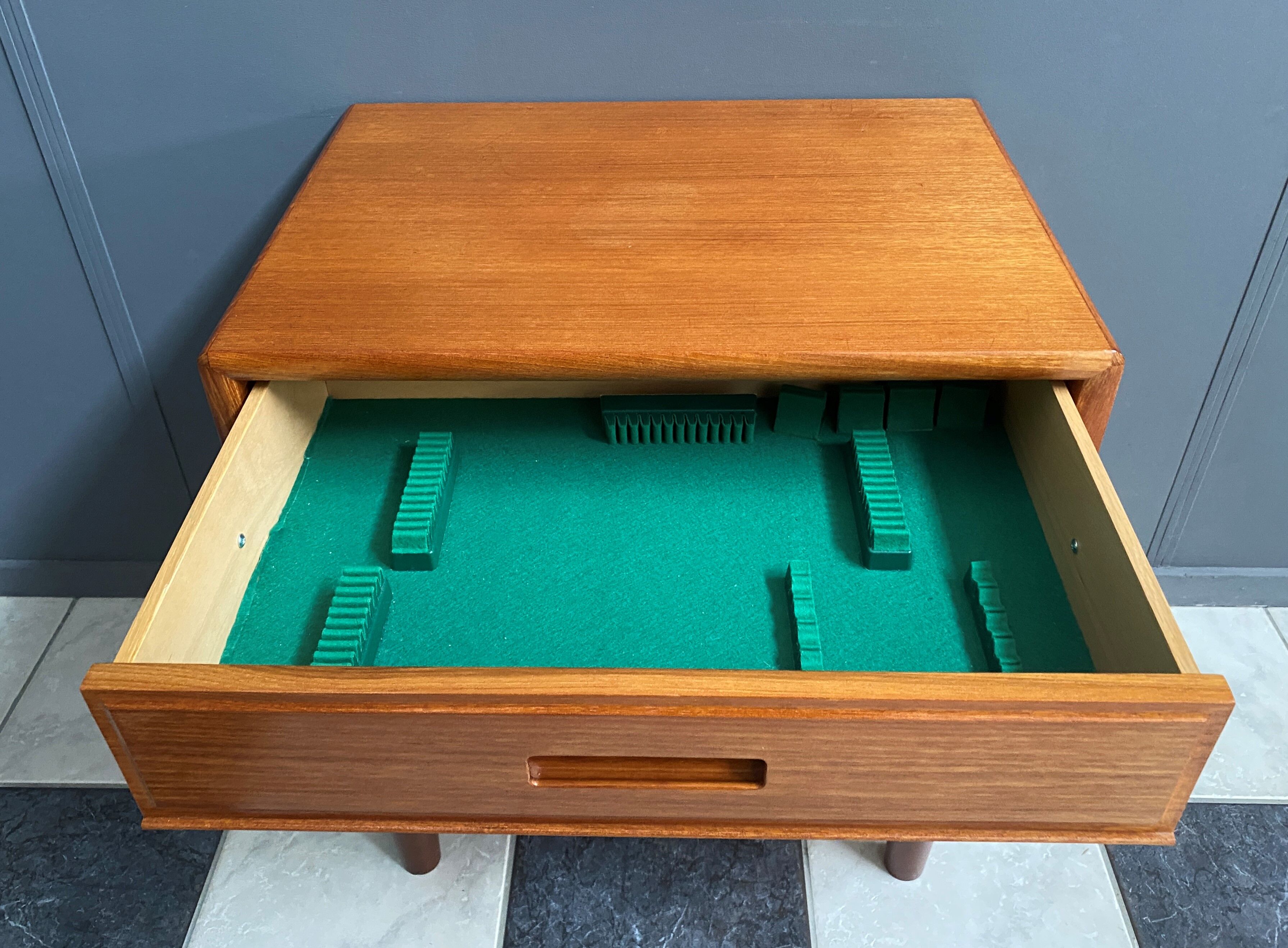 Teak chest of drawers Danish 1960s