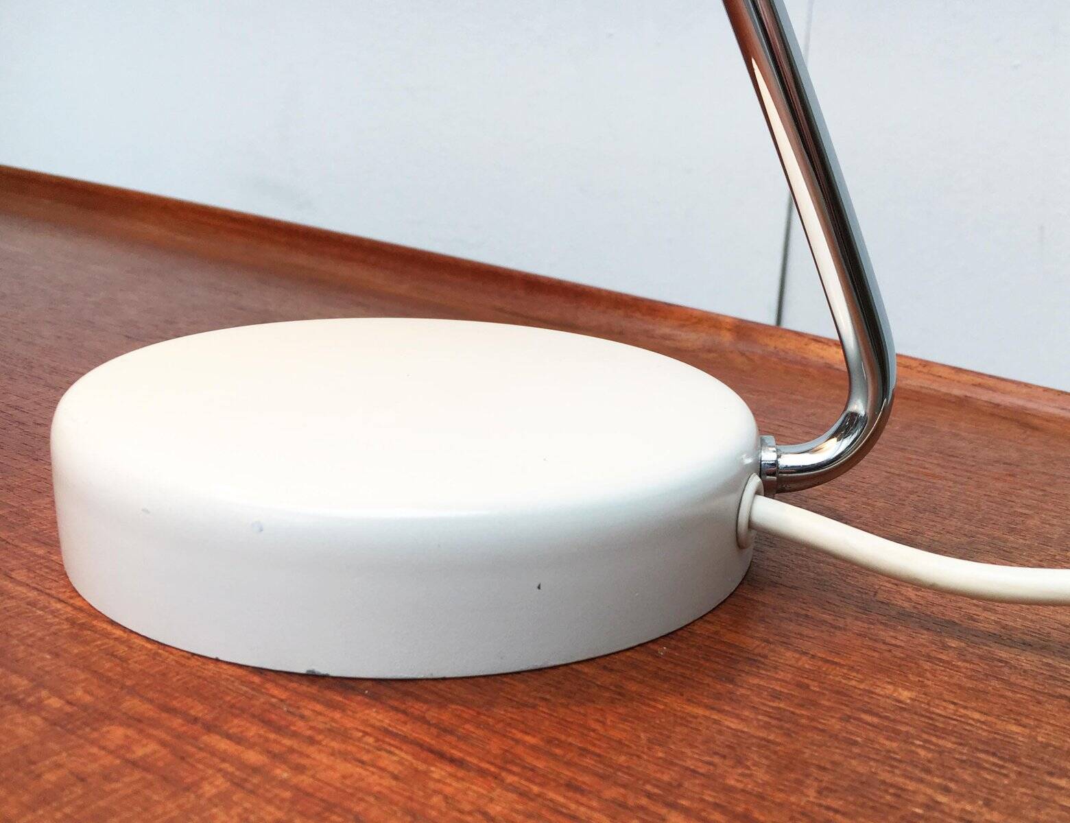 Mid-century minimalist table lamp 6658 by Kaiser Idell / Kaiser Leuchten.
