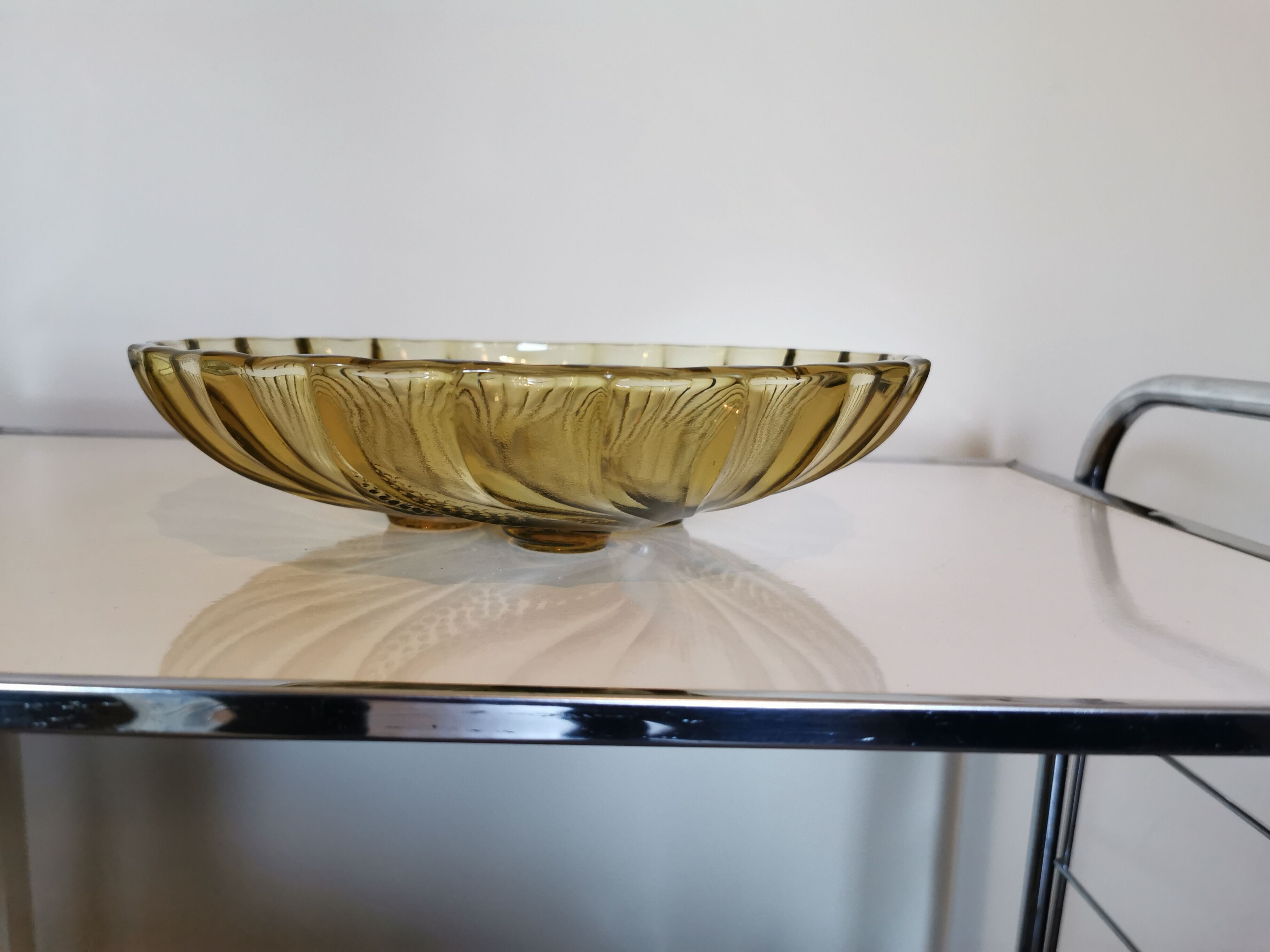 Art Deco dish in yellow glass