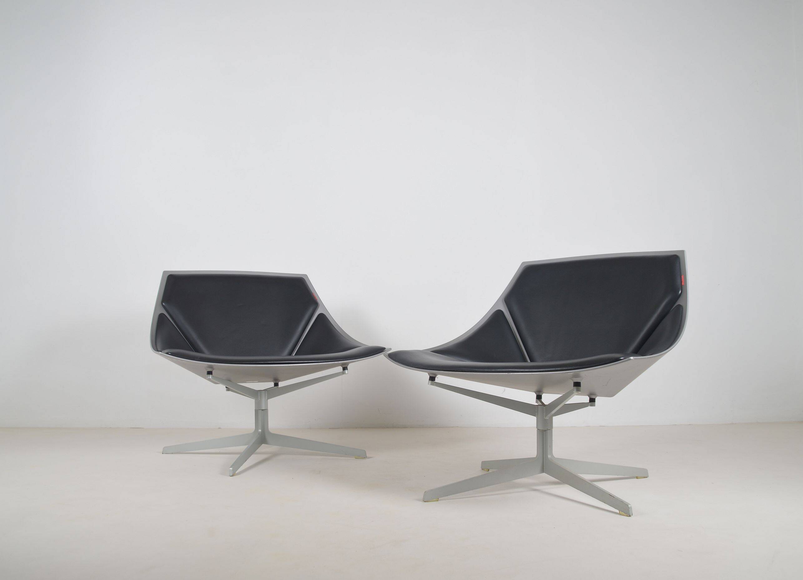 Set Space lounge chairs designed by Jehs + Laub for Fritz Hansen, 2007