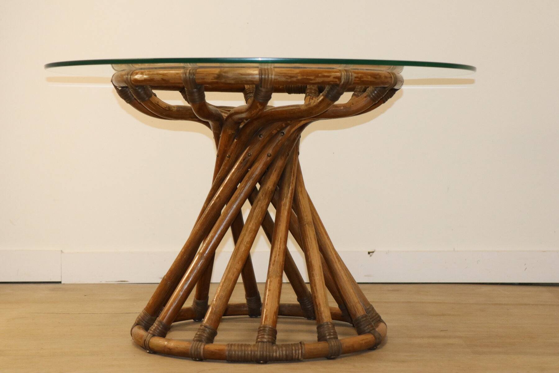 Table en bambou et verre par Bernard Govin – édition Eguizier, 1970
