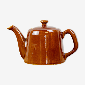 Brown teapot bistro style