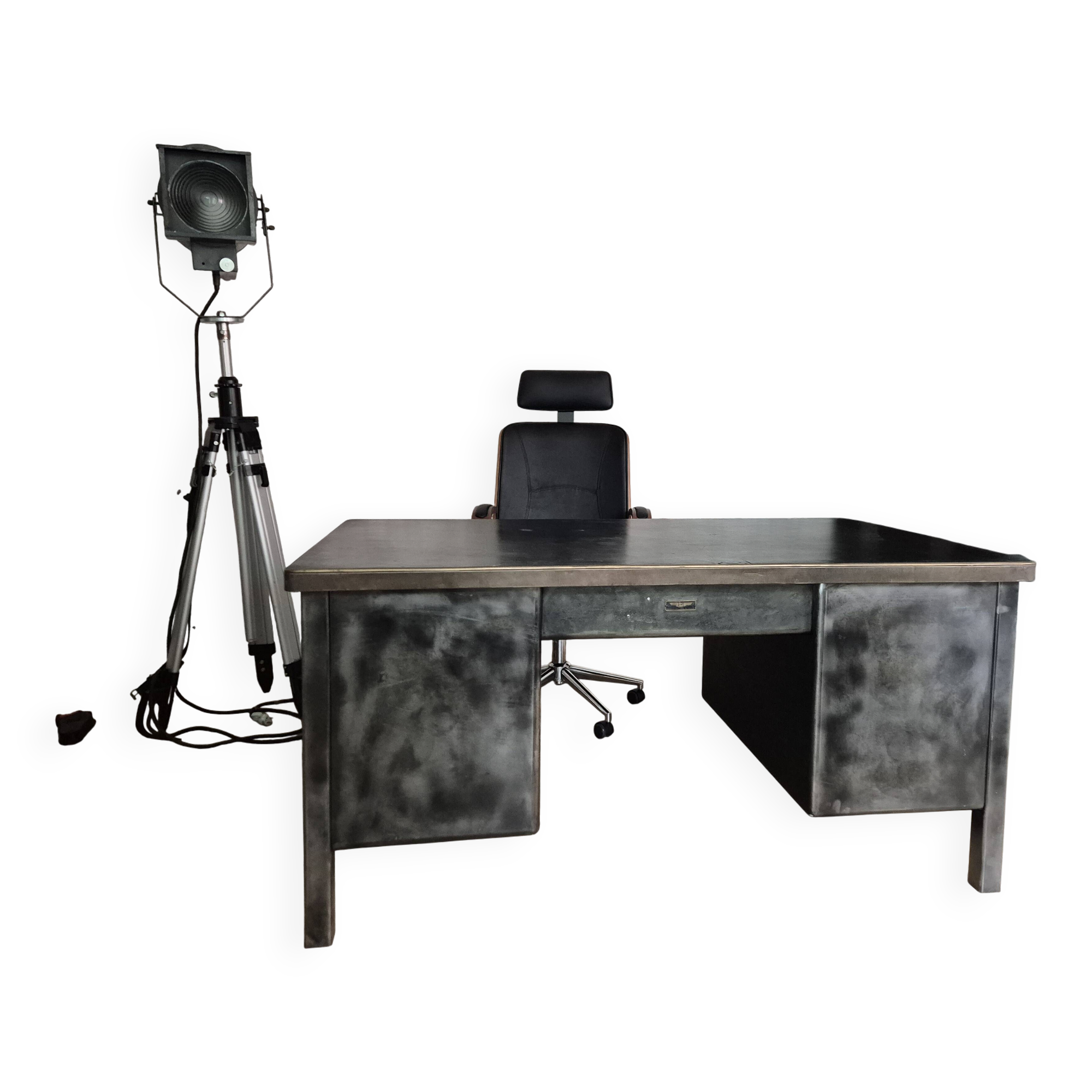 Metal industrial desk – vintage/loft style