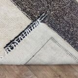 Azilal Berber rug in handmade wool 236 X 156 CM