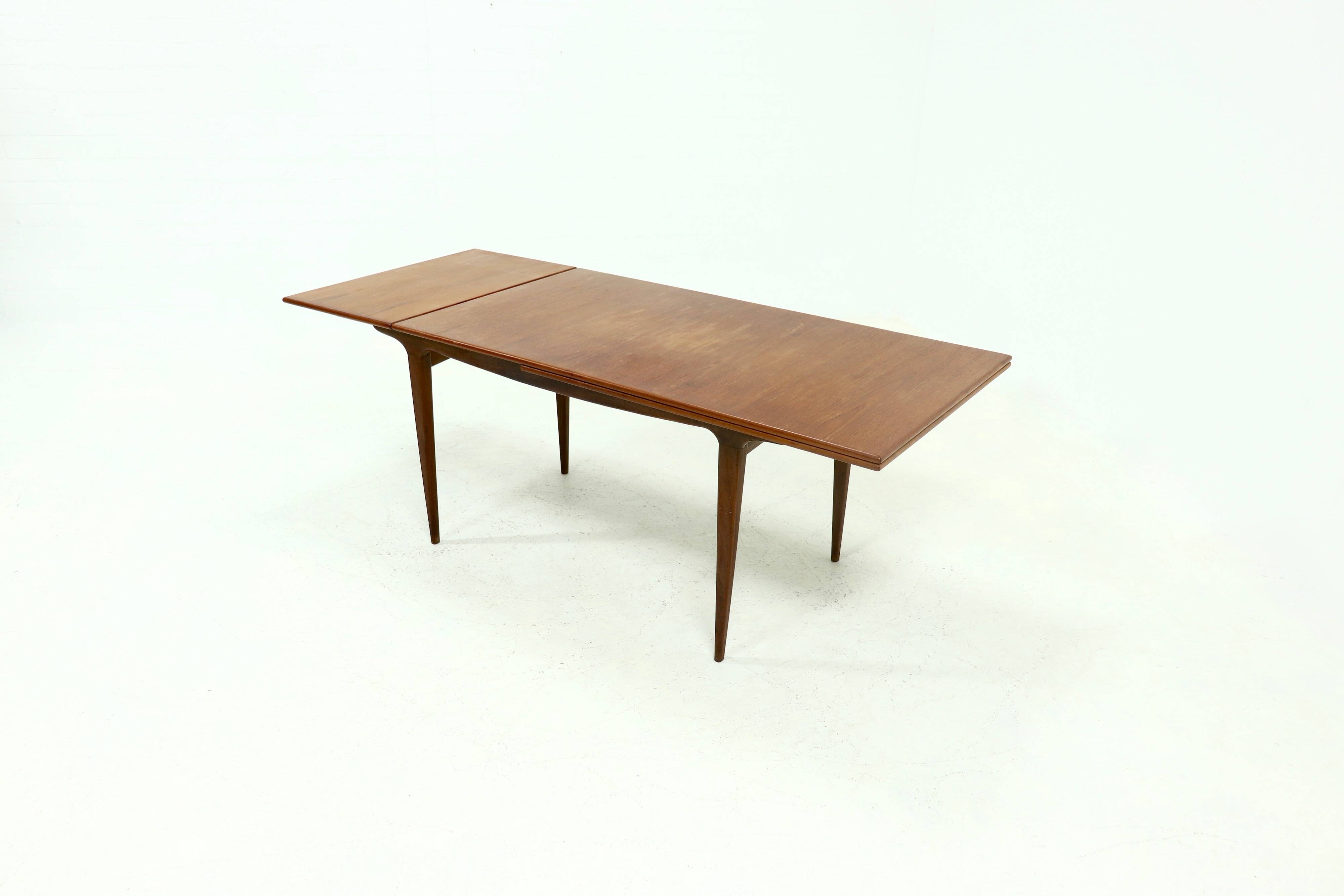 Sculptural Danish Design Extendable Teak Dining Table 1960s