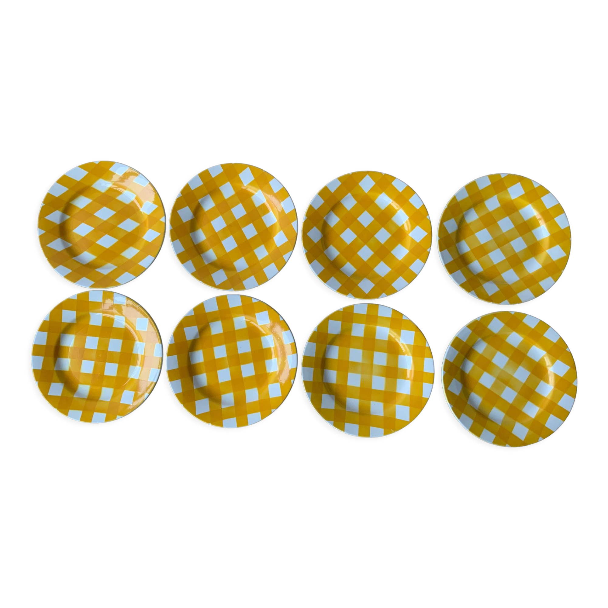 Vintage checkered plates