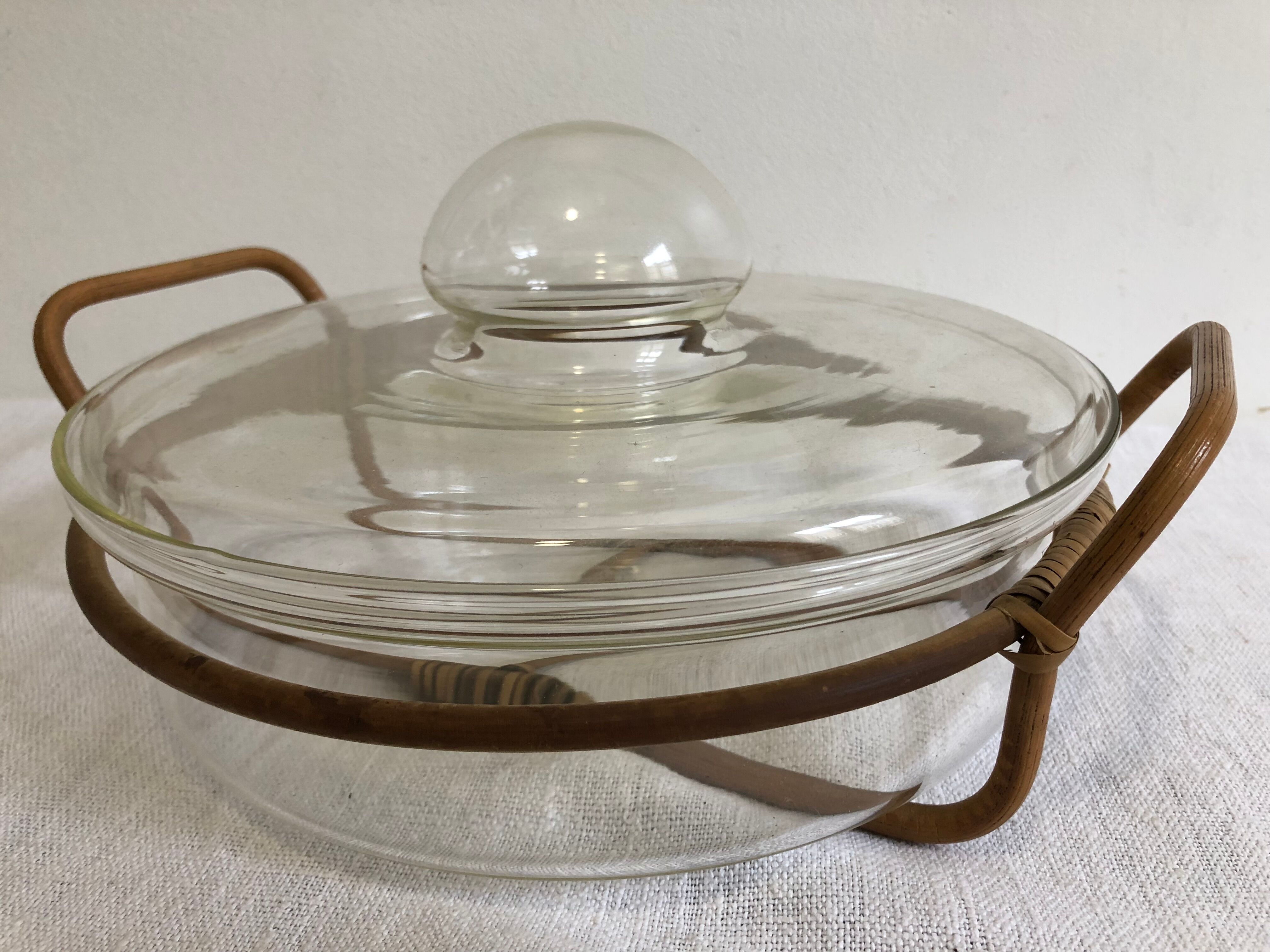 Bodum Denmark 70's dish - rattan handles