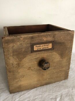 Drawer of an old grain maker's cabinet - Model 5