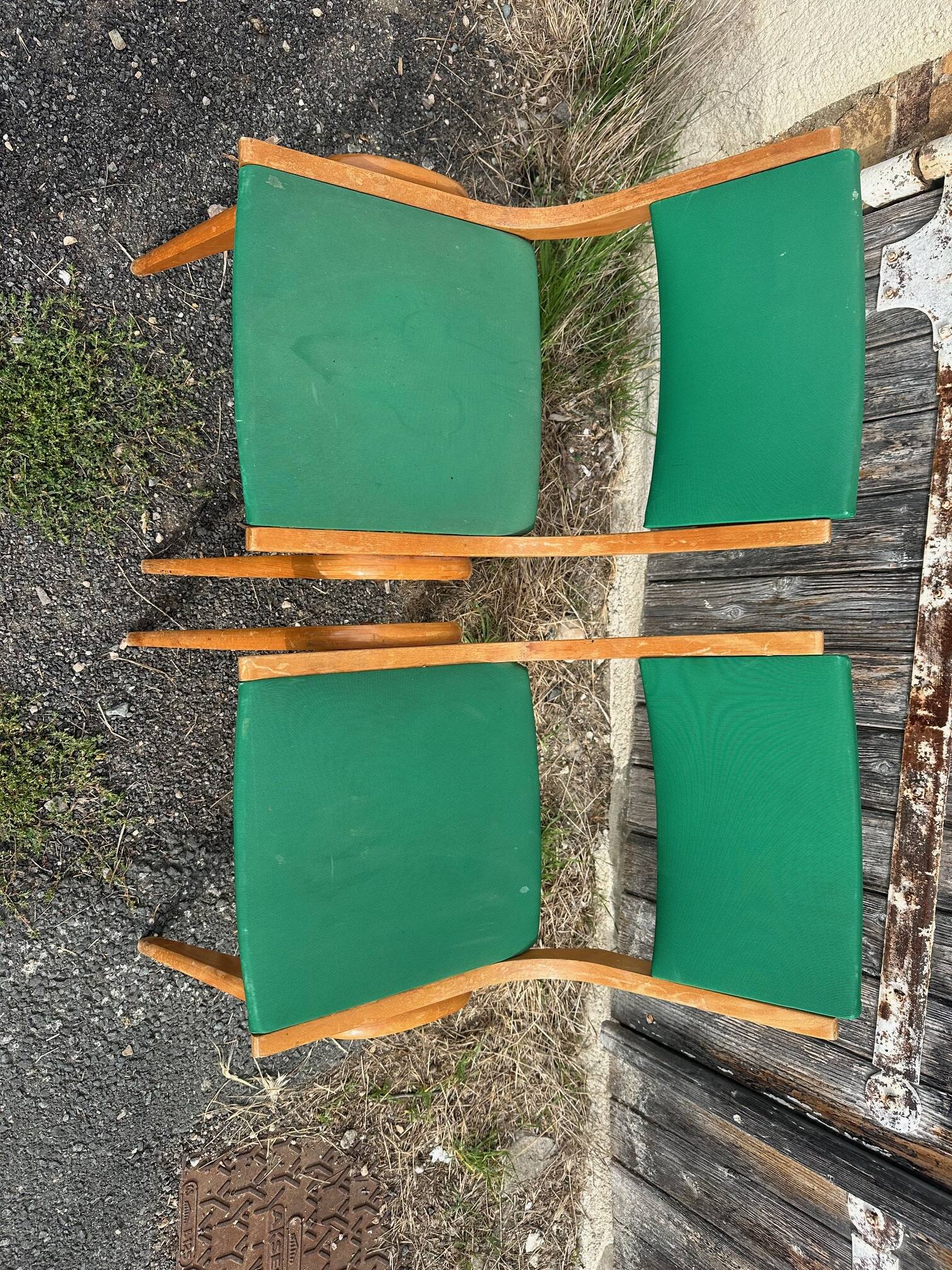 Deux chaises Boomerang