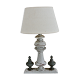 Lampe en bois patiné gris - ancien élément décoratif