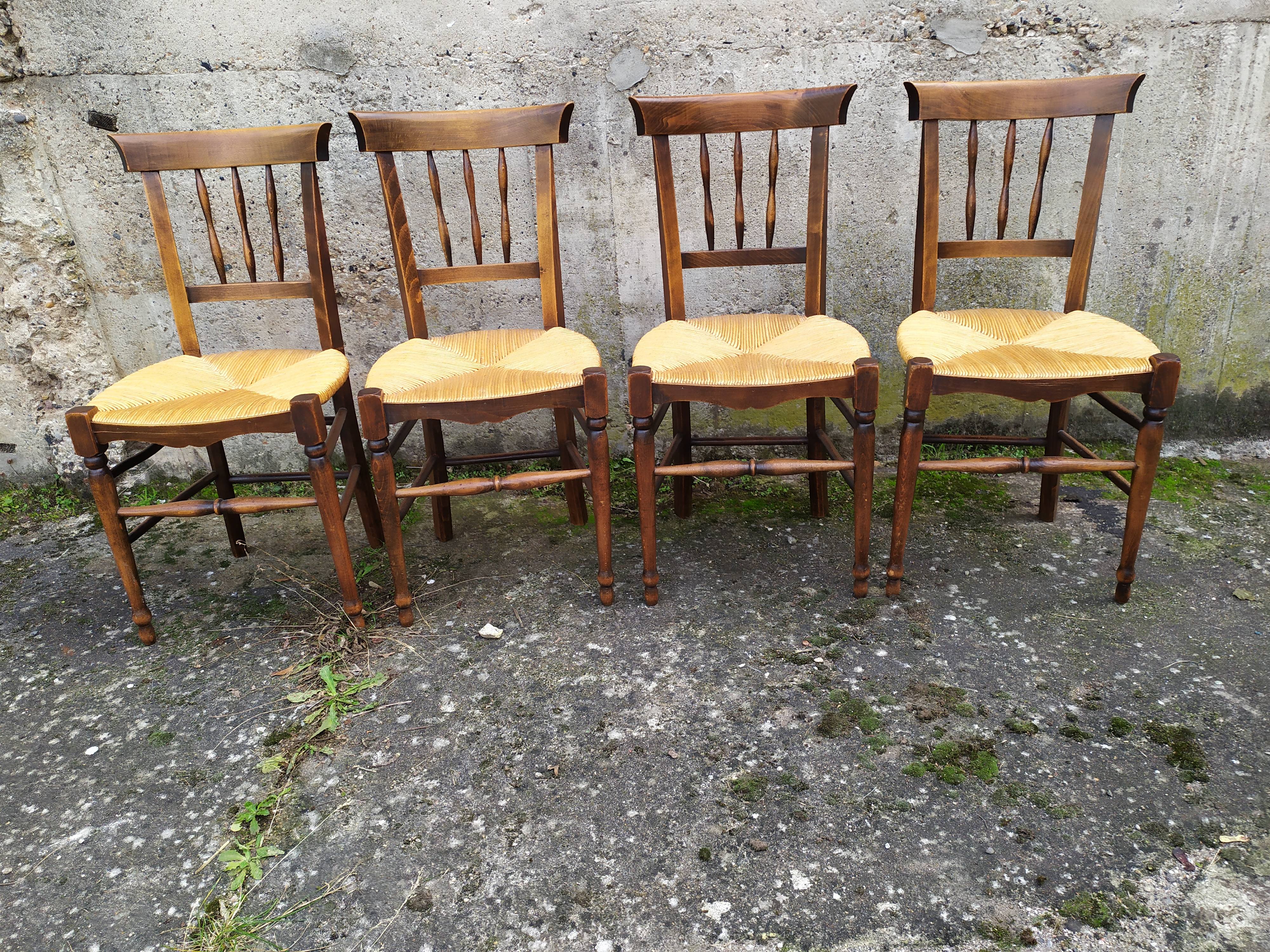 Chaises paillés rustique