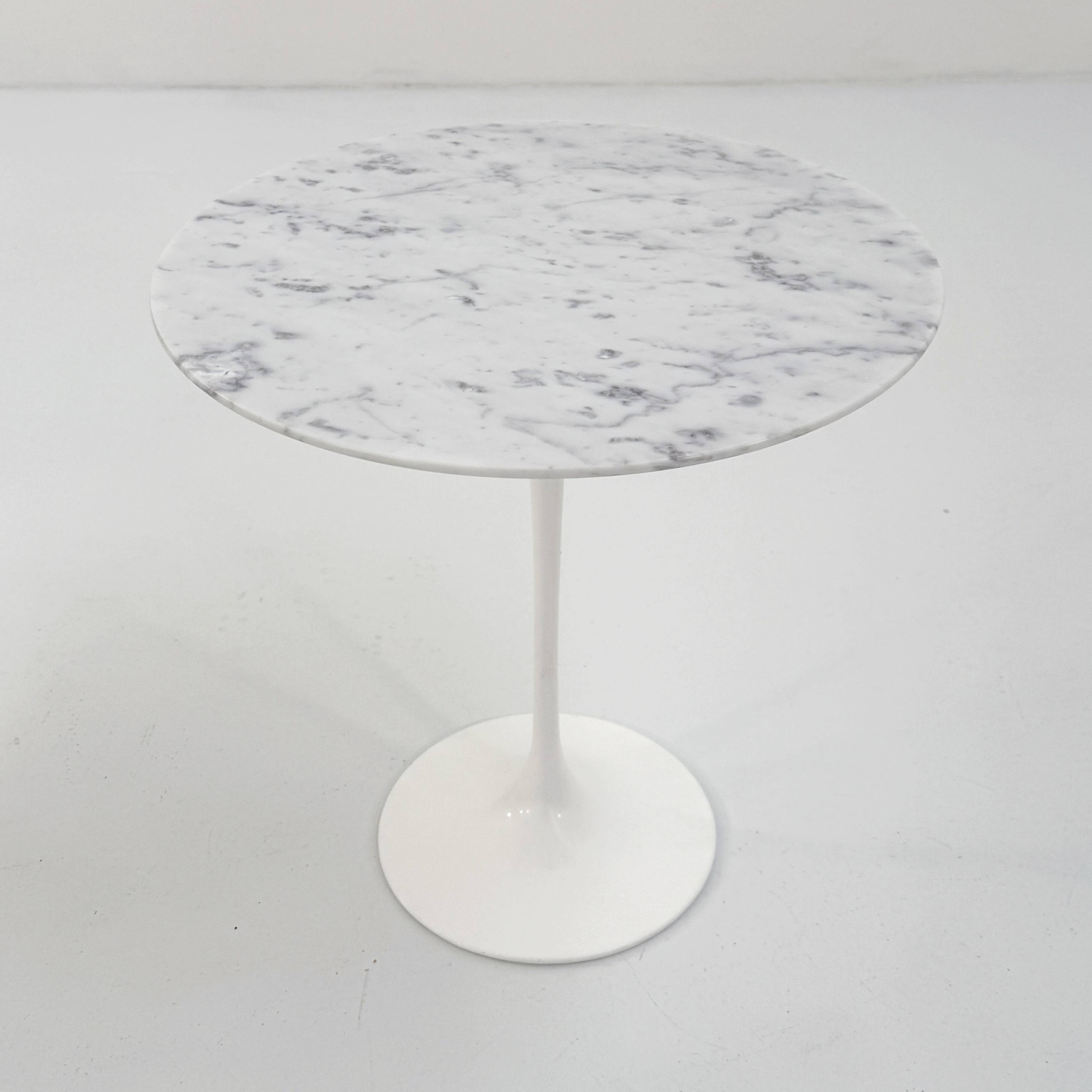 Tulip marble side table by Eero Saarinen for Knoll, 1970