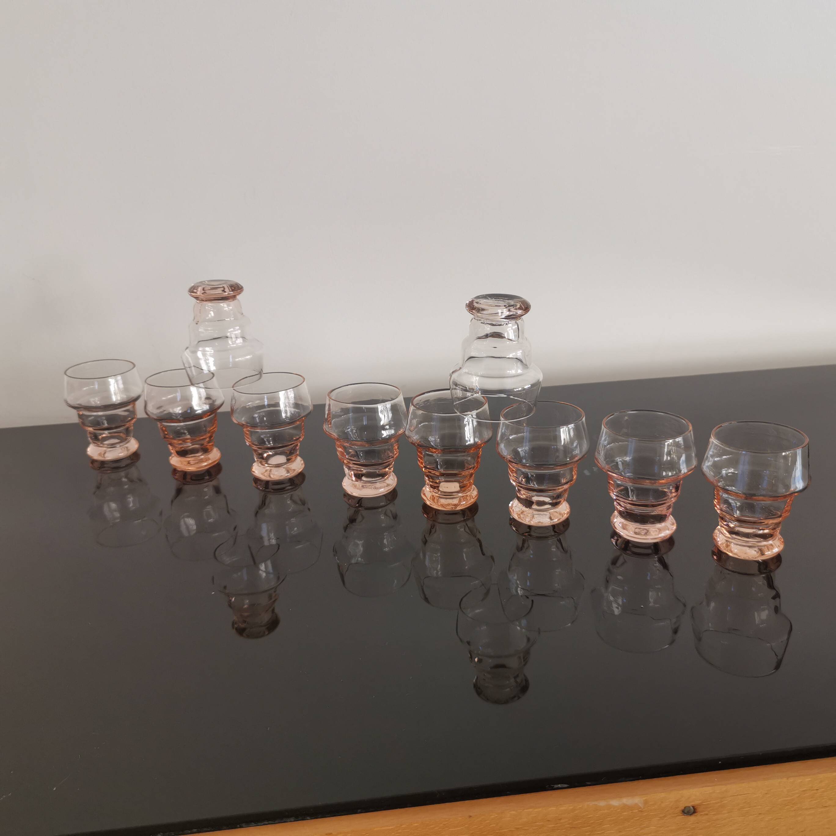 Set of 10 vintage pink glasses