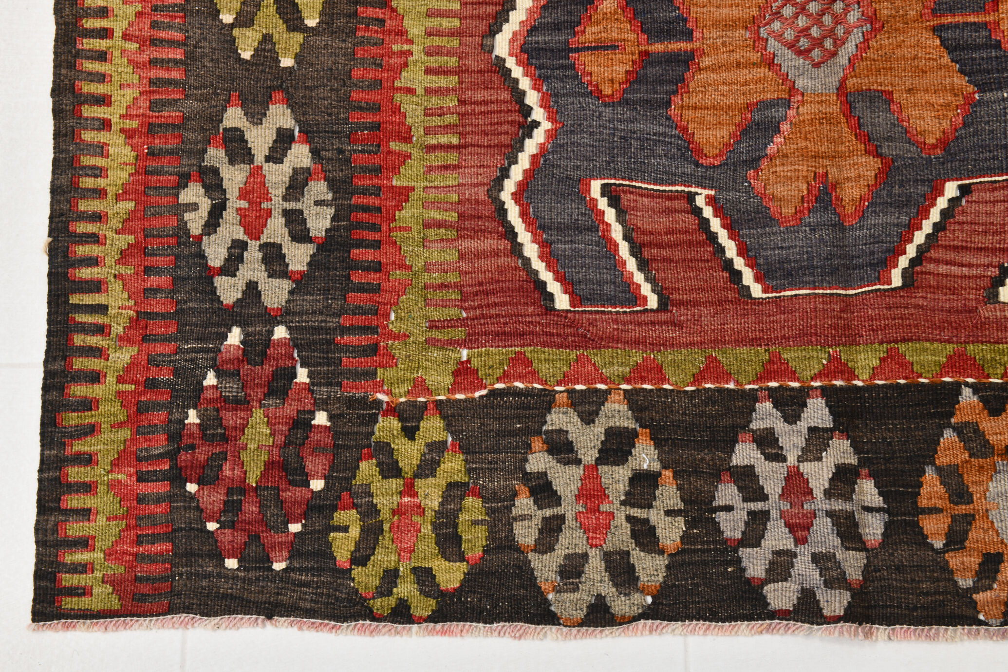 Antique kilim rug 195x133cm