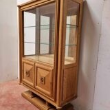 Art deco showcase