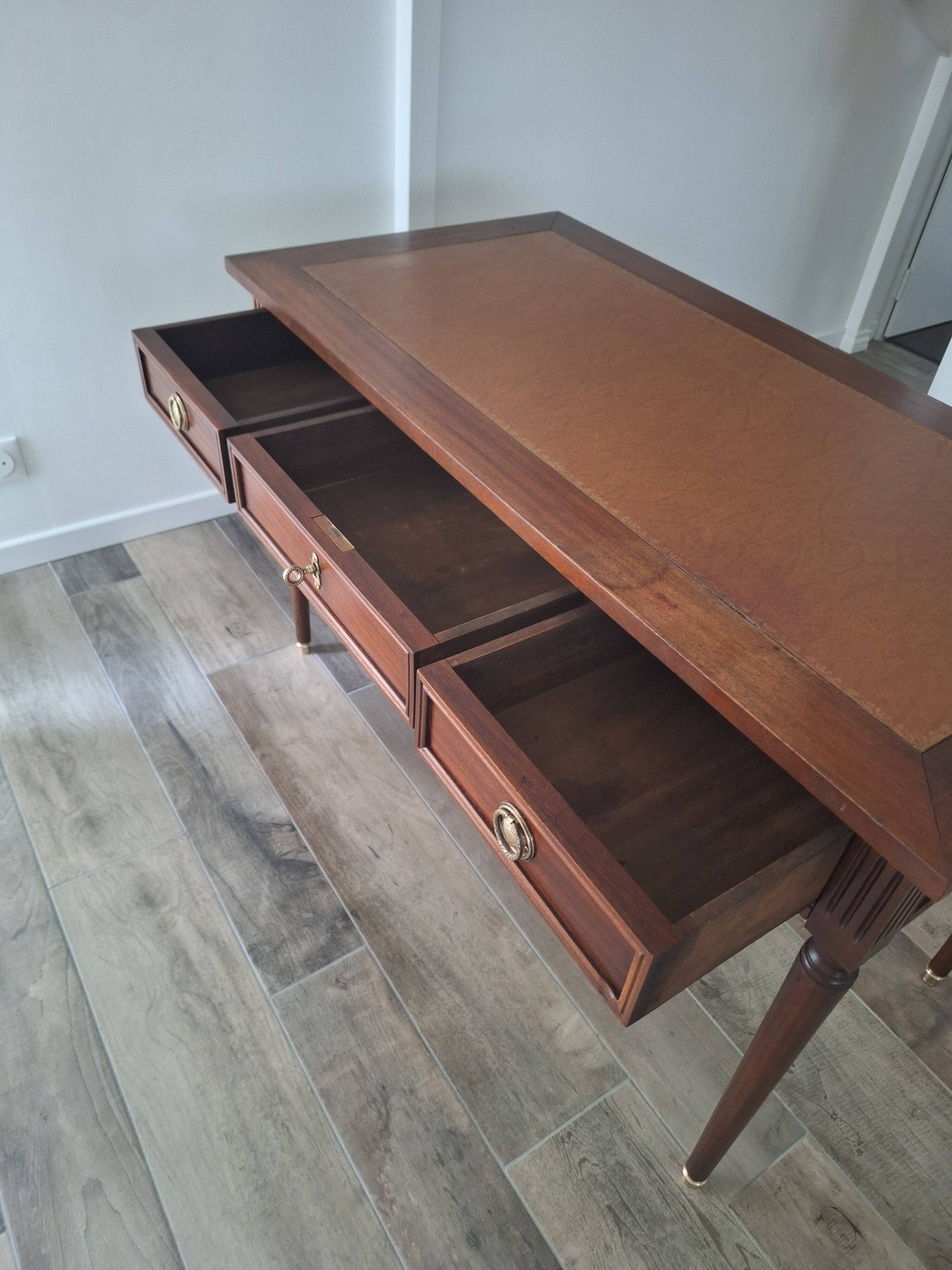 Louis XIV style desk