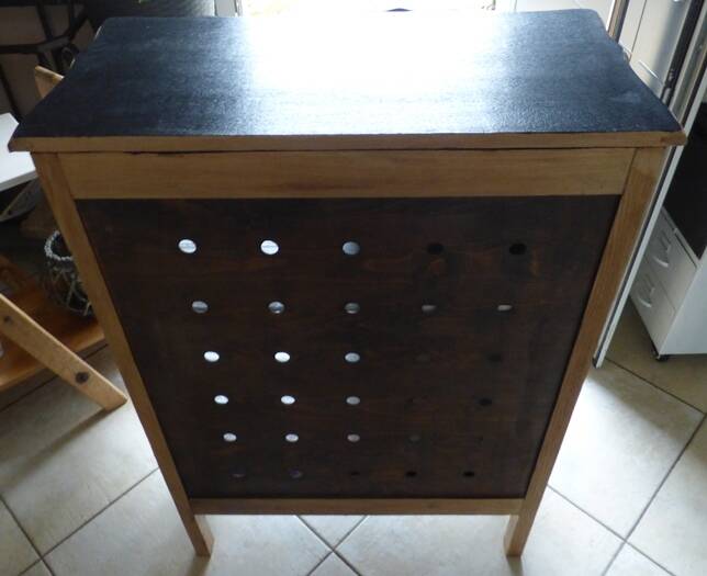 Small Louis XV style support buffet with 2 doors and 2 drawers.