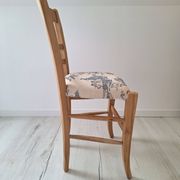 Country chair in blue toile de Jouy