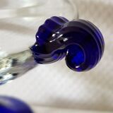 Plat de bonbonnière Cristal de Paris avec des détails bleu cobalt